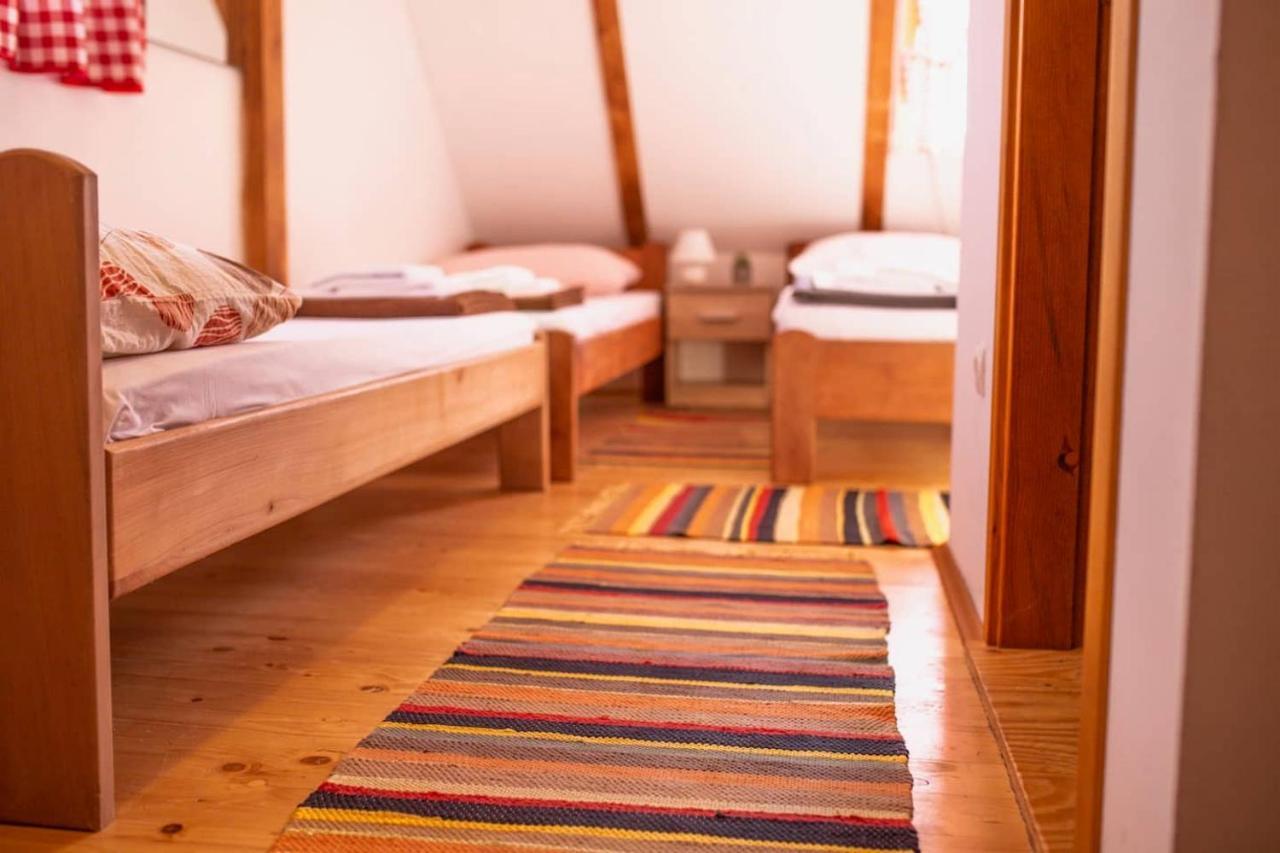 Gresna Pilnica Hotel Klenovnik Buitenkant foto