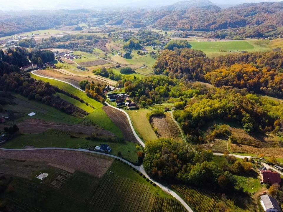 Gresna Pilnica Hotel Klenovnik Buitenkant foto